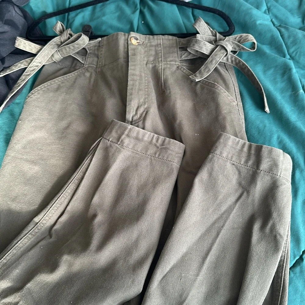 Something Navy Women's Olive Trousers